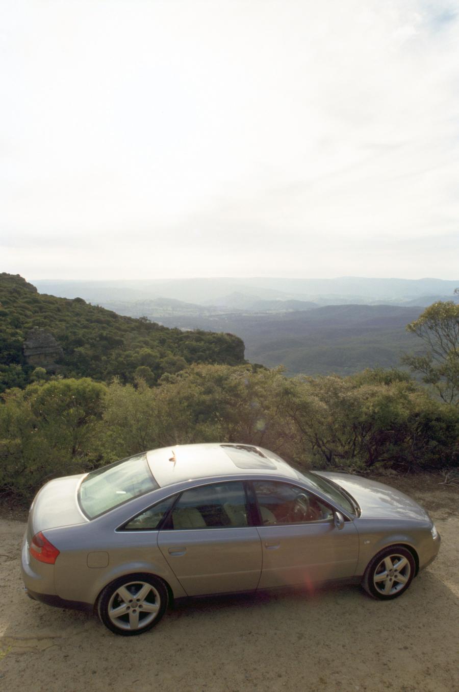  Audi A6 2.7T Quattro Sedan (4B, C5) 2002 года  (фото 3 из 6)